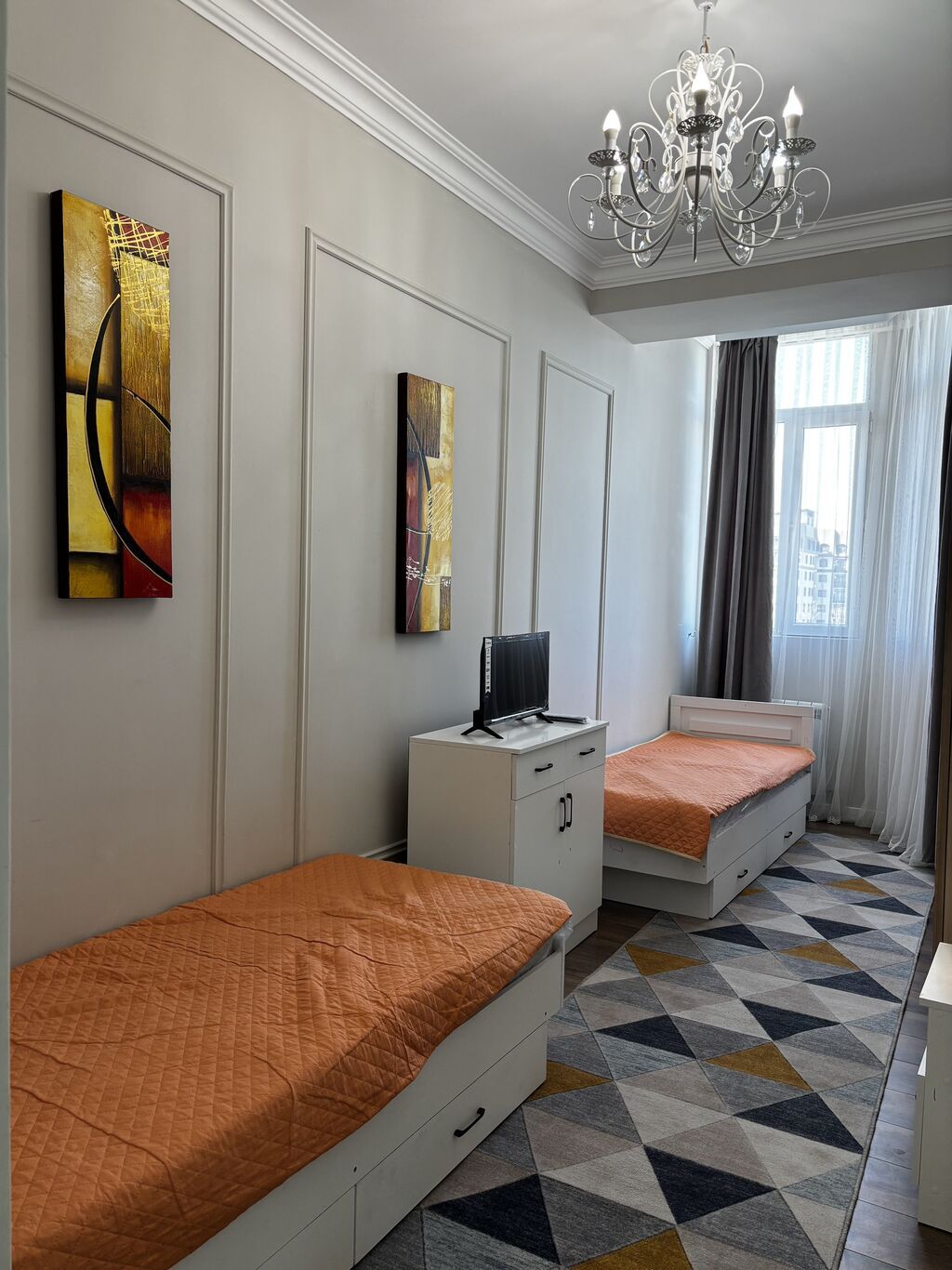 Элитка, 3 ком, 75 м2, этаж 6/10, Сост: Хорошее - фото 2