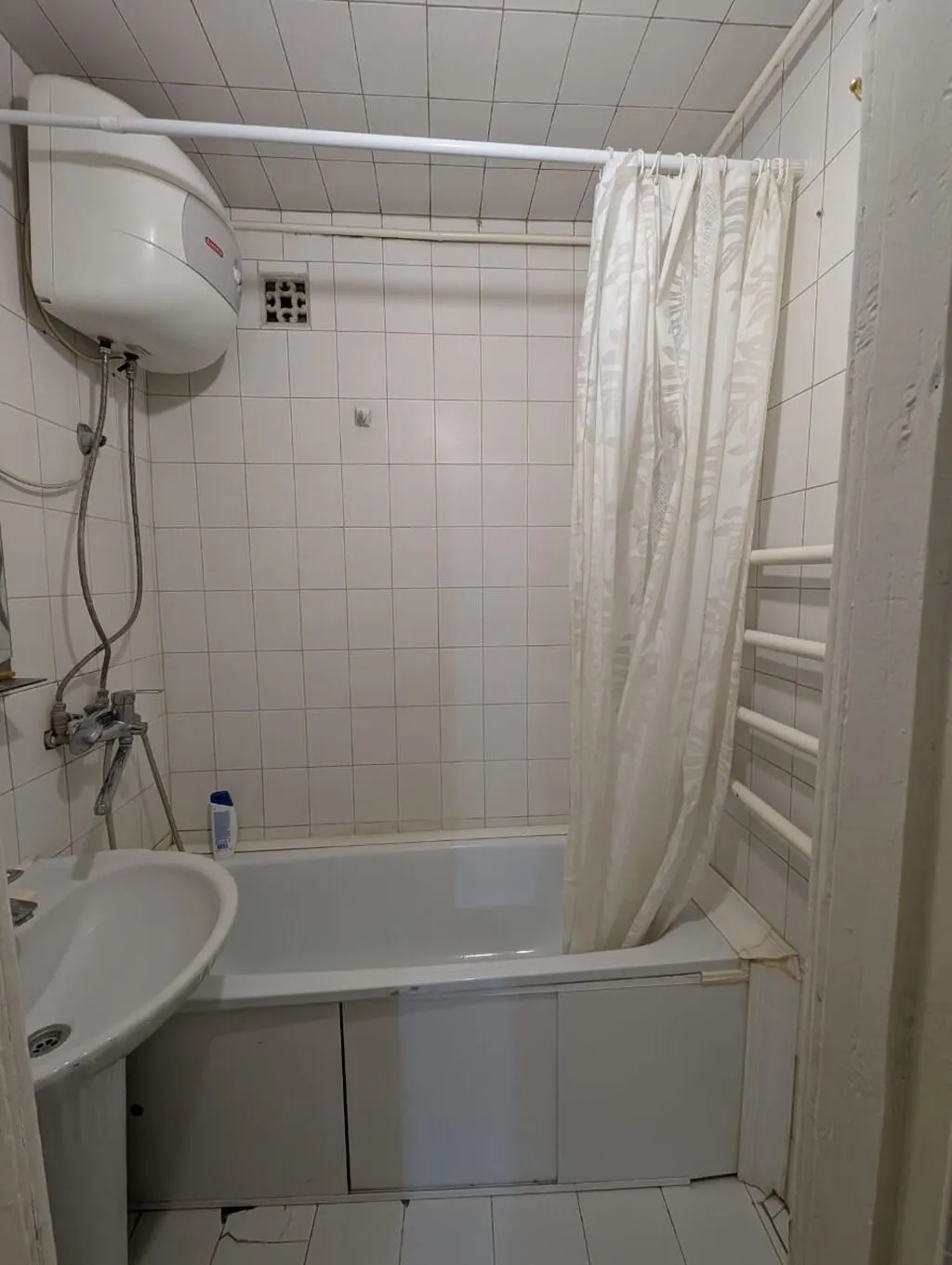 2 ком, 104 серия, 44 м2, этаж 2/5, Сост: Среднее - фото 15