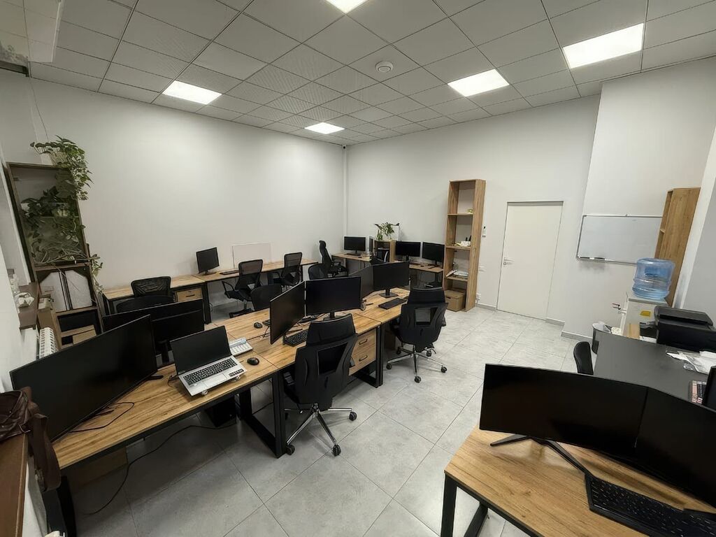 Офис, Коммерческая, 255 м2, этаж 1/1, Сост: Евроремонт - фото 4