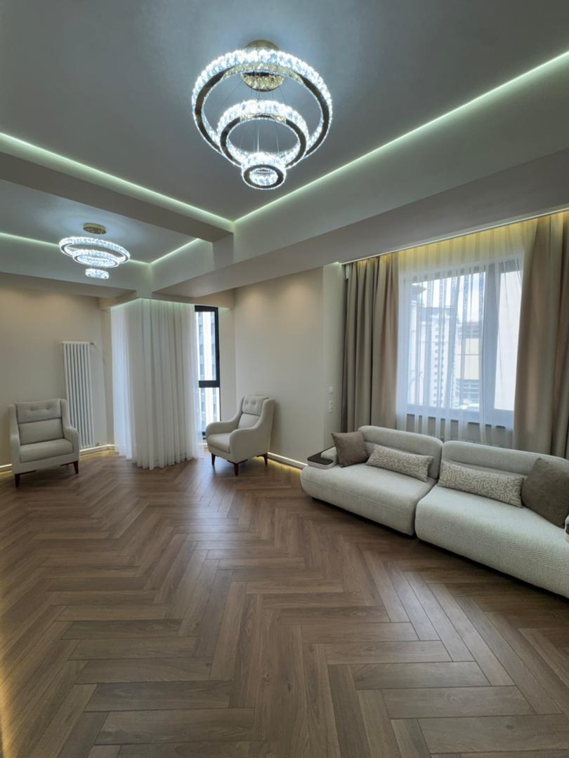 Элитка, 3 ком, 104.6 м2, этаж 10/15, ж/к Кап Строй Сити (Capstroy City), Сост: Евроремонт - фото 9
