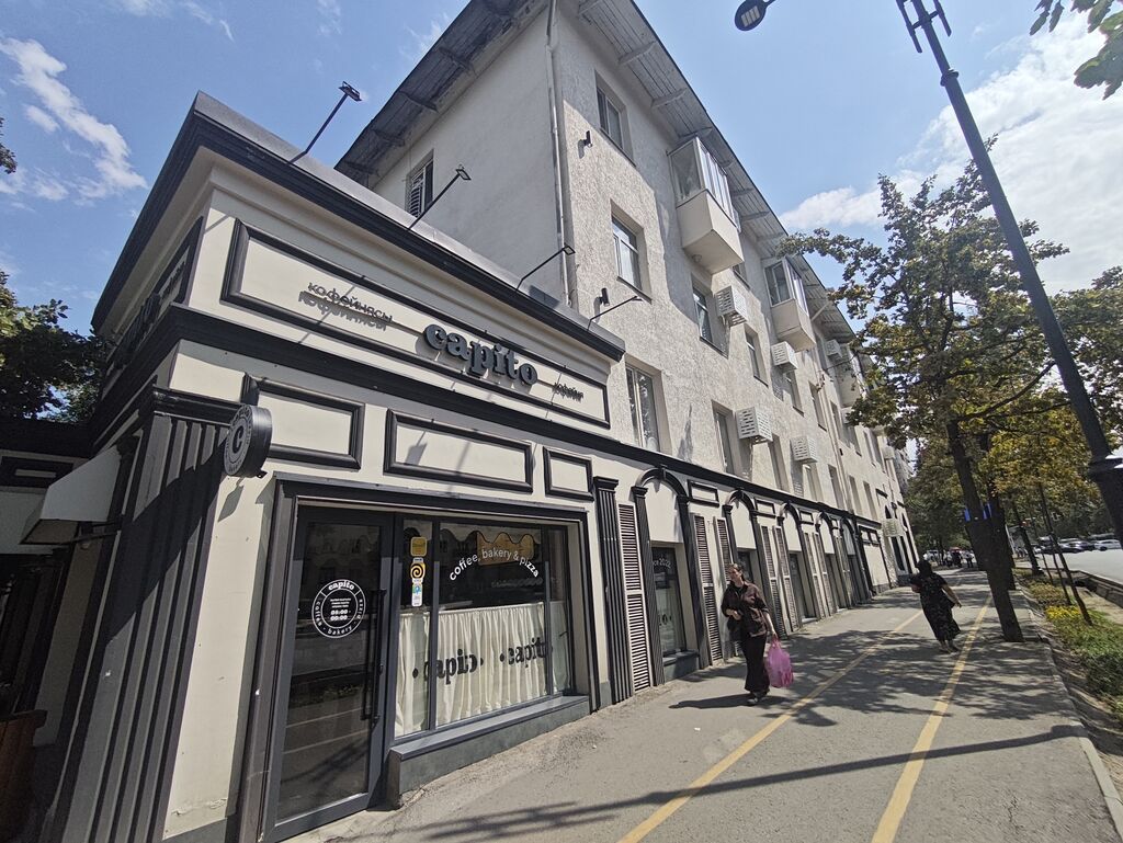 3 ком, Сталинка, 70 м2, этаж 3/4, Сост: Хорошее - фото 1