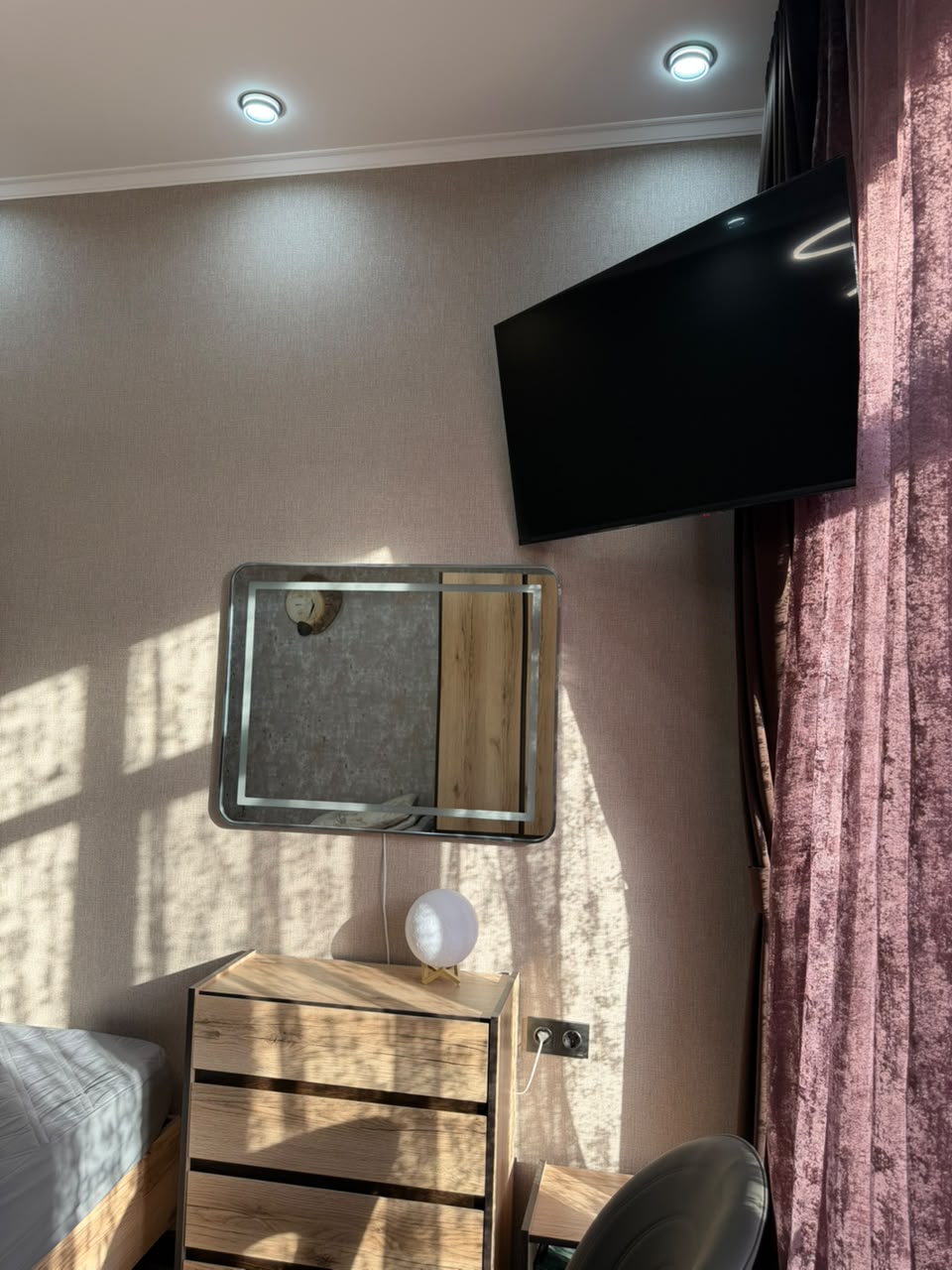 Элитка, 2 ком, 60 м2, этаж 5/12, ж/к Нью-Йорк сити (New York city), Сост: Евроремонт - фото 2