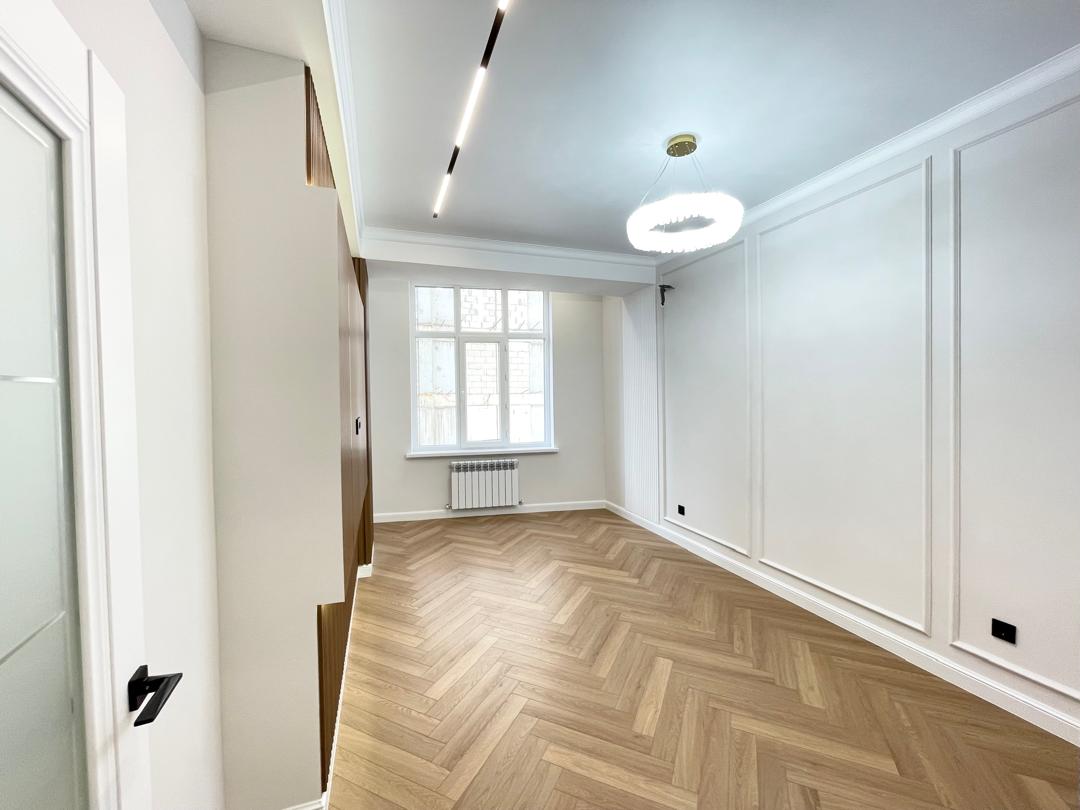Элитка, 1 ком, 42 м2, этаж 7/16, ж/к Венеция (Venezia), Сост: Евроремонт - фото 1