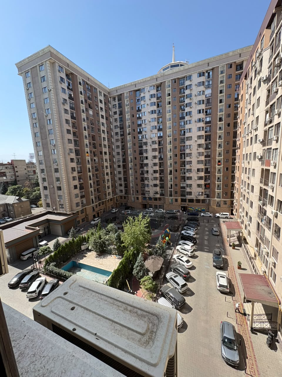 Элитка, 3 ком, 80 м2, этаж 7/16, Сост: Хорошее - фото 2