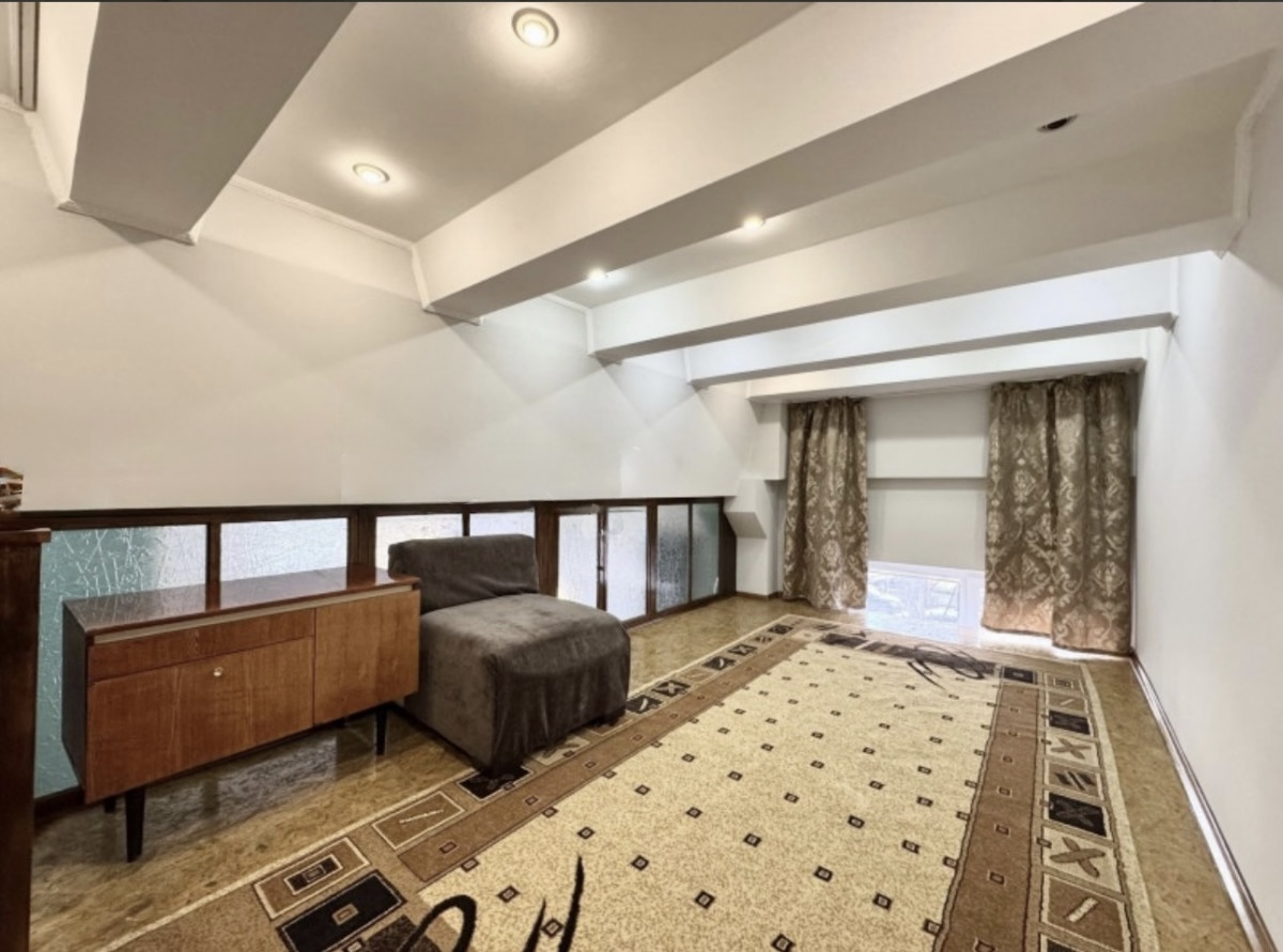Элитка, 2 ком, 80 м2, этаж 2/7, Сост: Хорошее - фото 4
