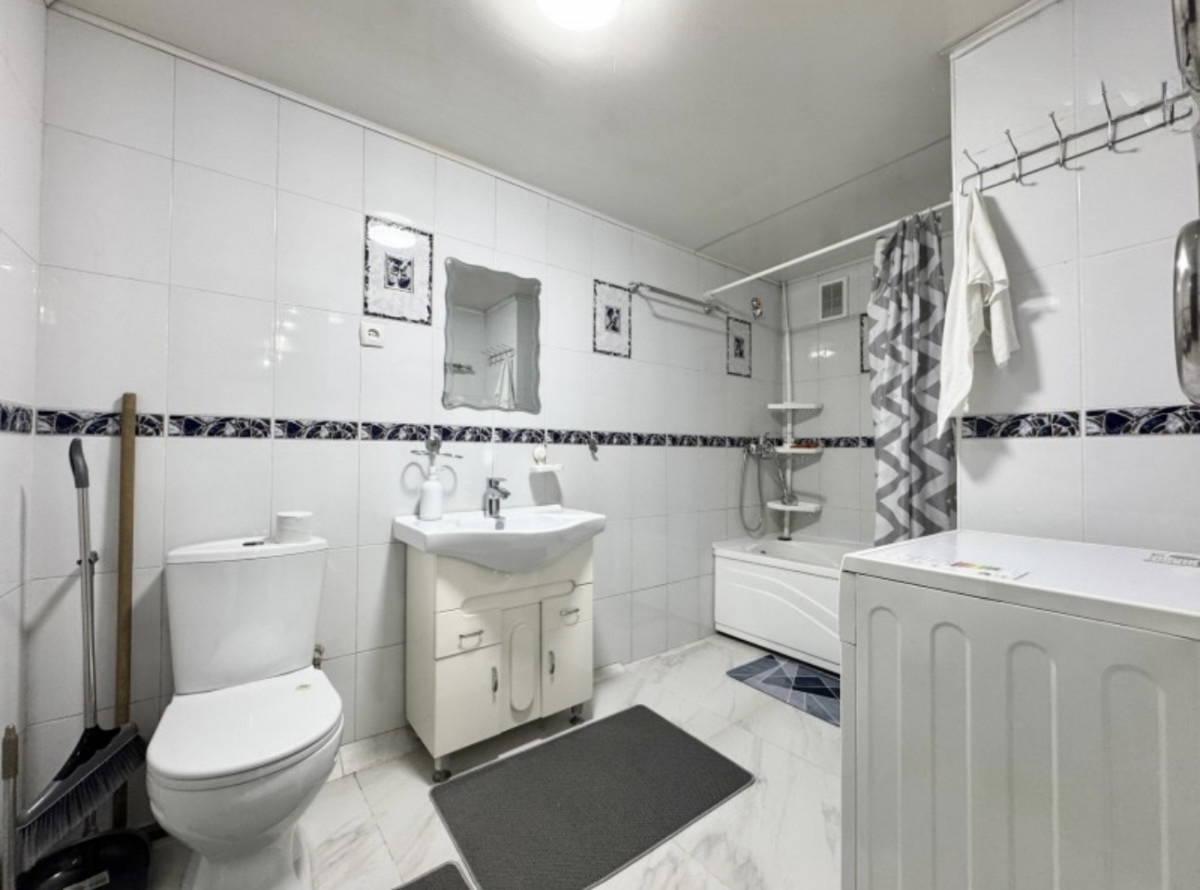 Элитка, 2 ком, 80 м2, этаж 2/7, Сост: Хорошее - фото 6