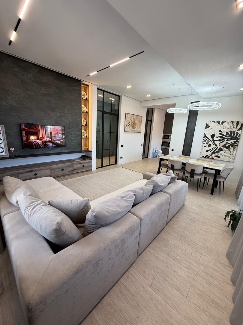 Продажа, Элитка, 4 ком, 130 м2, этаж 7/8, Сост: Евроремонт - фото 1