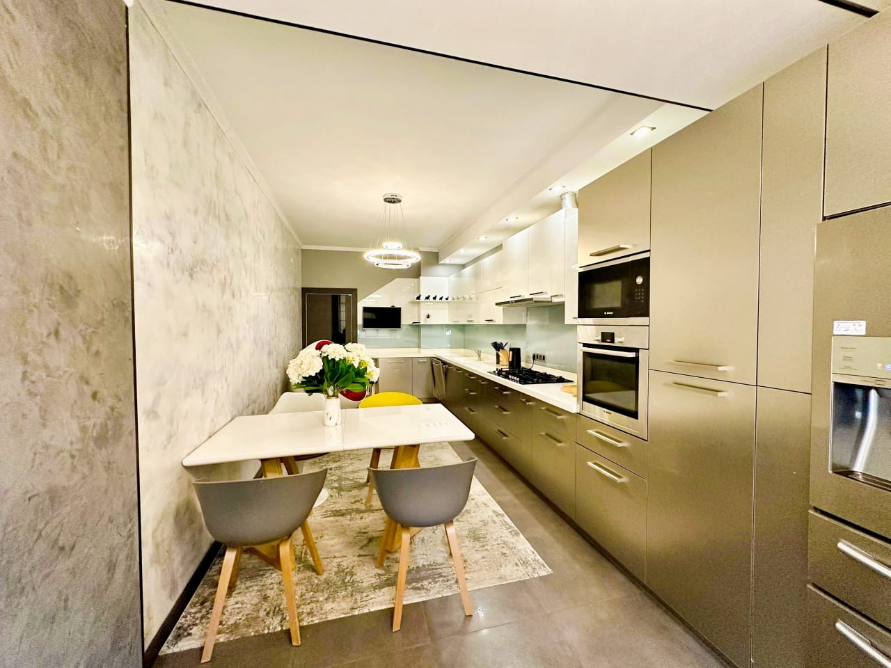 Элитка, 3 ком, 120 м2, этаж 6/10, ж/к Мега Сити, Сост: Евроремонт - фото 11