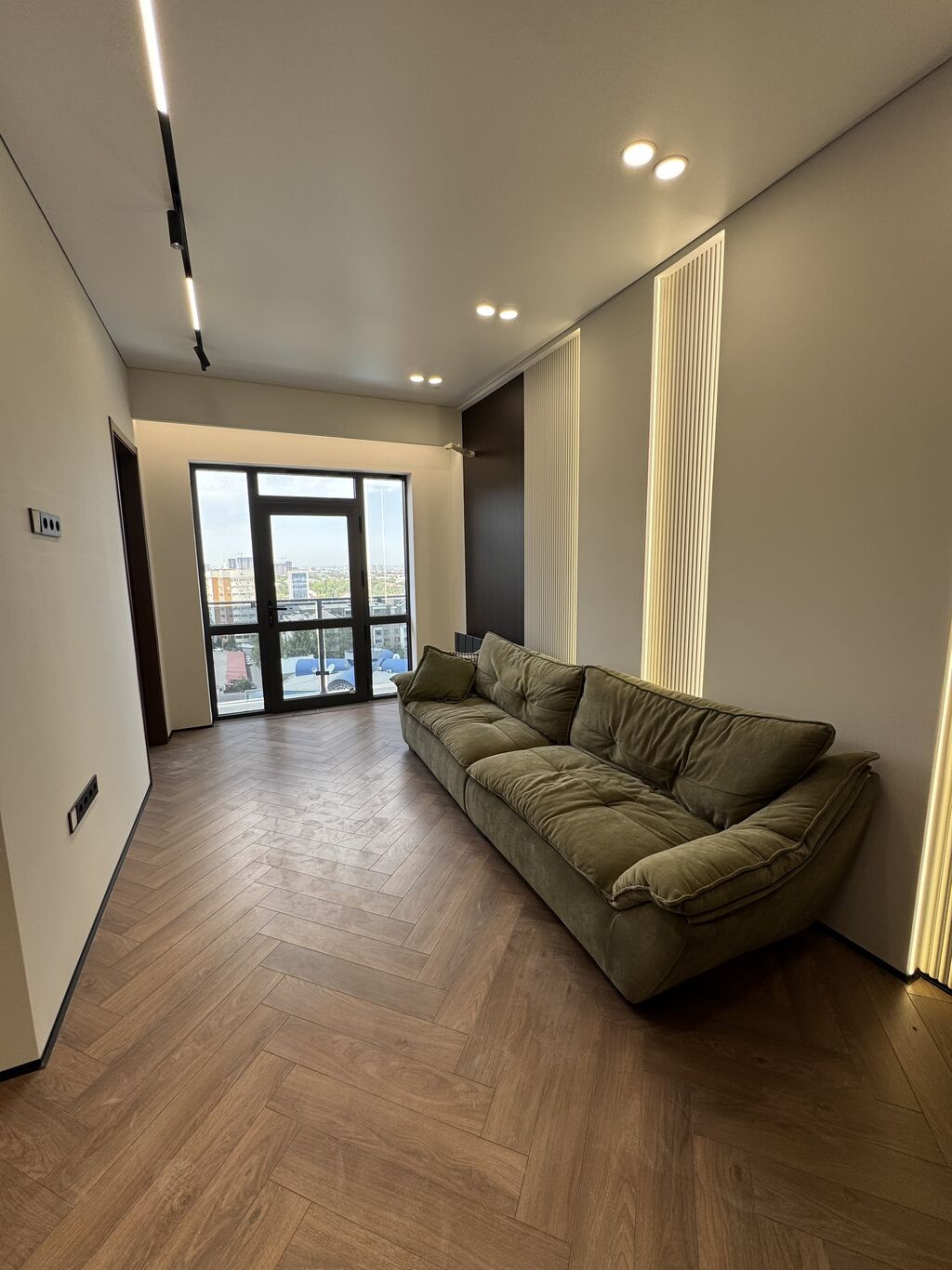 Элитка, 2 ком, 50 м2, этаж 12/12, ж/к BROOKLYN, Сост: Евроремонт - фото 8