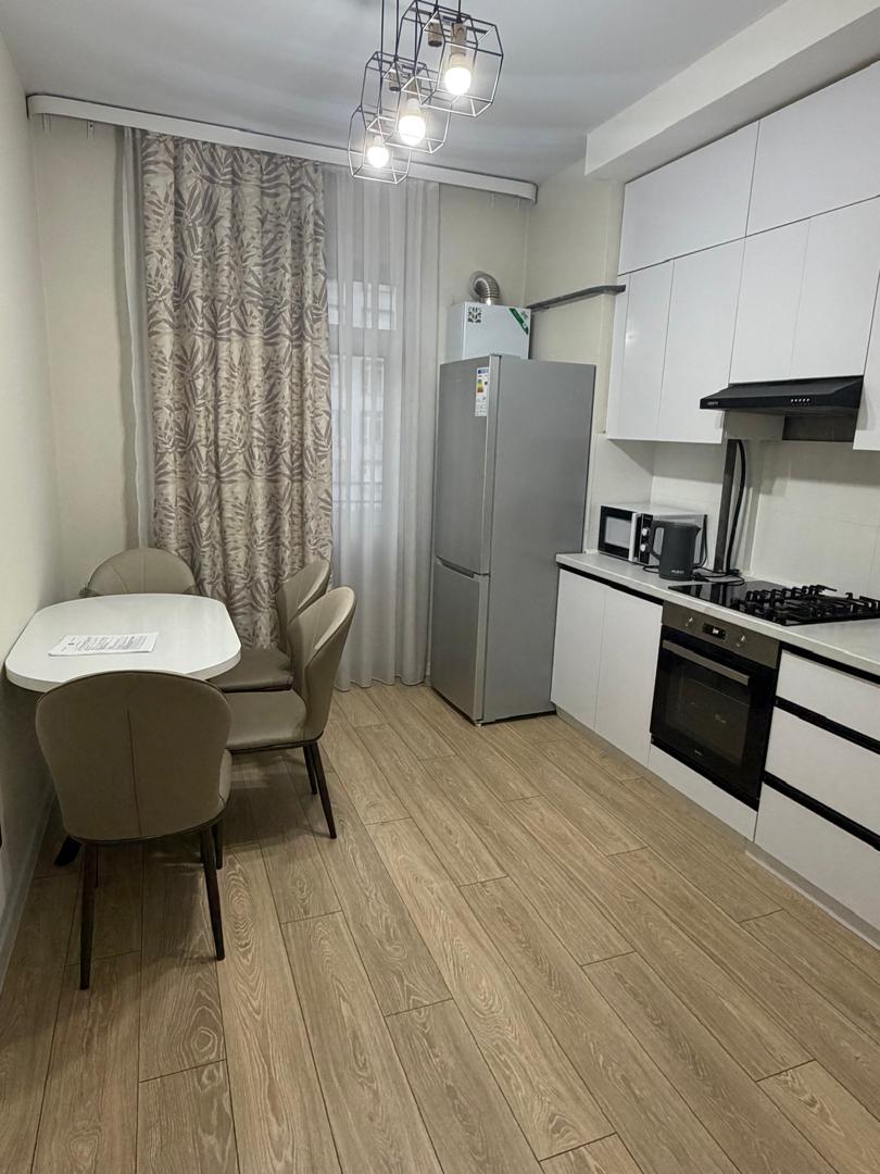 Элитка, 1 ком, 45 м2, этаж 11/14, ж/к Ихлас Джал-15, Сост: Евроремонт - фото 2