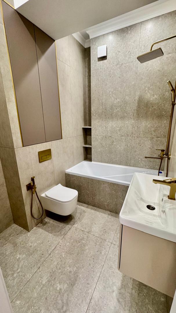 Элитка, 3 ком, 80 м2, этаж 4/12, Сост: Евроремонт - фото 3