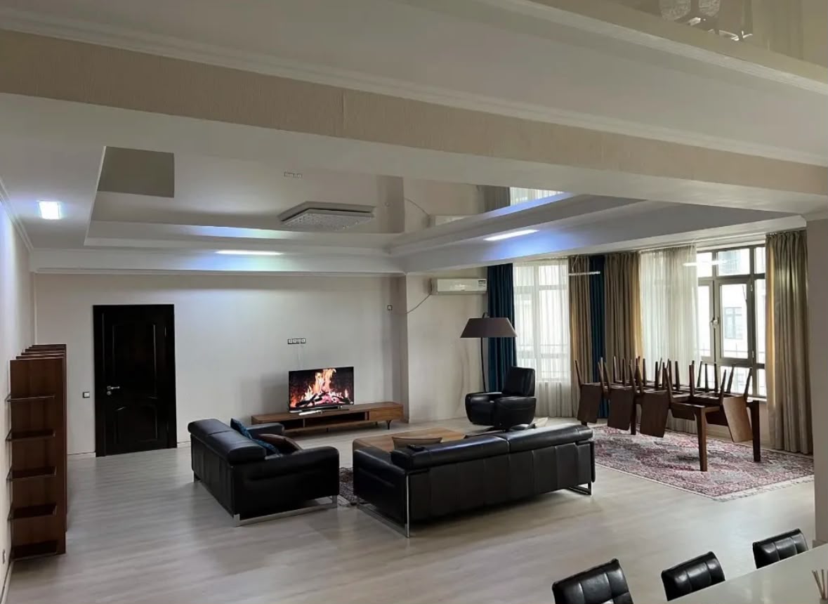 Элитка, 2 ком, 143 м2, этаж 7/10, ж/к Бристоль (Bristol), Сост: Евроремонт - фото 3