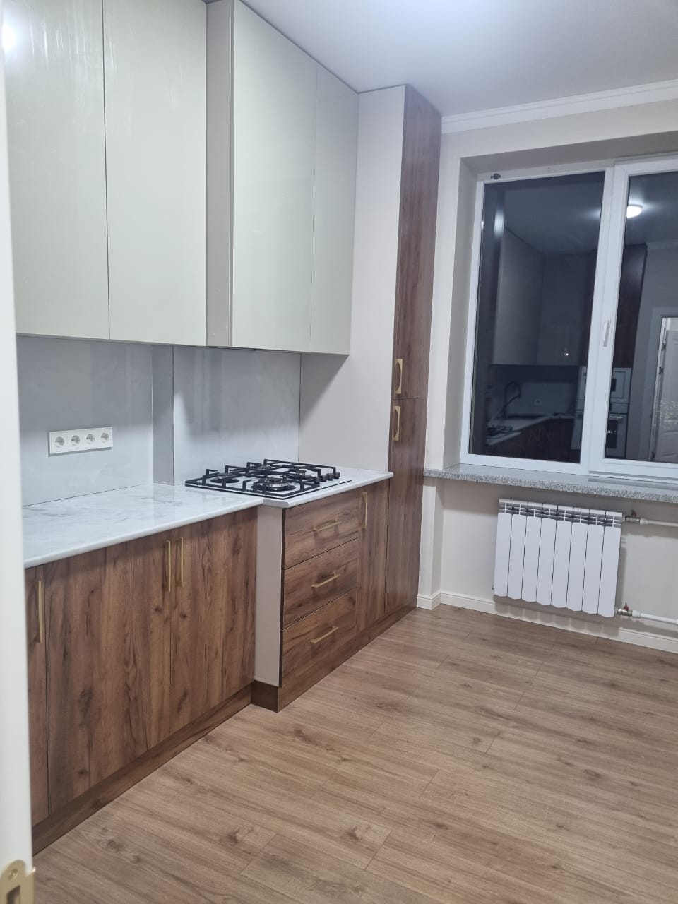 3 ком, Сталинка, 90 м2, этаж 3/3, Сост: Евроремонт - фото 4