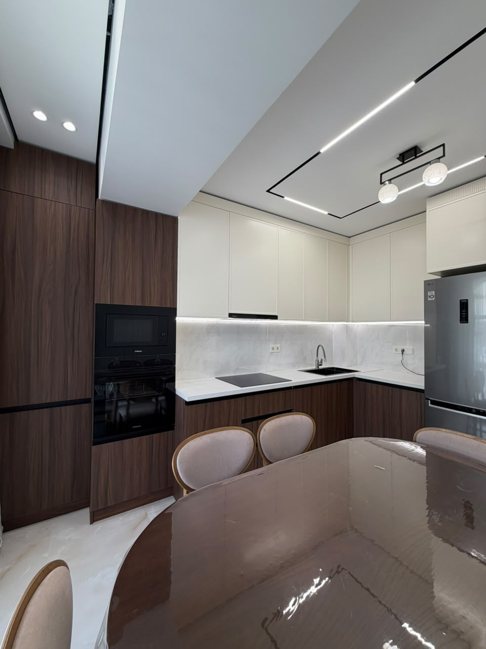 Продажа, Элитка, 2 ком, 72 м2, этаж 10/10, ж/к Алинур Классик, Сост: Евроремонт - фото 1