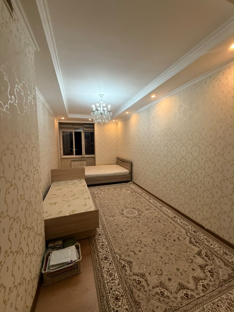 Элитка, 3 ком, 87 м2, этаж 4/6, ж/к Action Stroy (Экшен Строй), Сост: Евроремонт - фото 1
