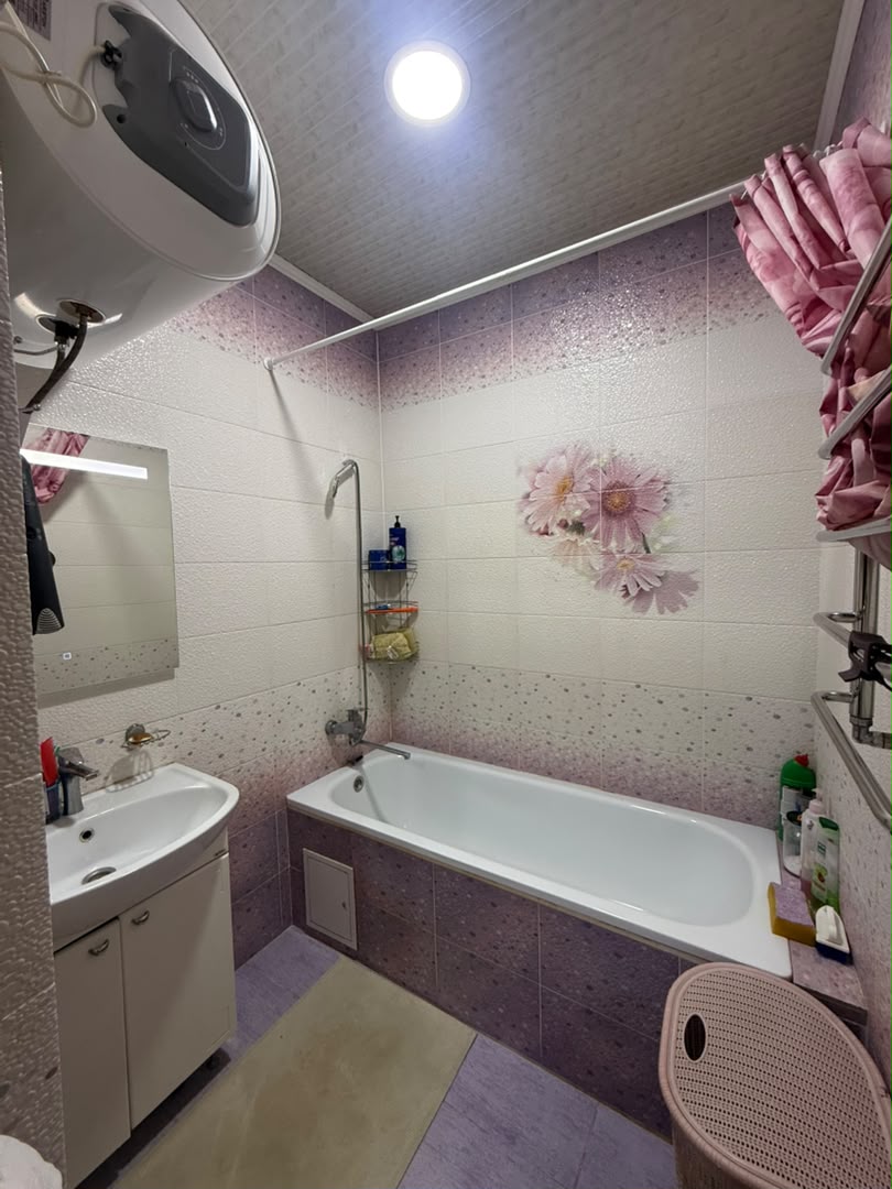 Элитка, 3 ком, 87 м2, этаж 4/6, ж/к Action Stroy (Экшен Строй), Сост: Евроремонт - фото 9