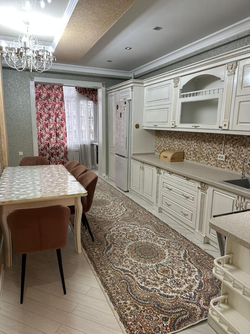 Элитка, 4 ком, 180 м2, этаж 7/14, ж/к 7 Небо, Сост: Евроремонт - фото 11