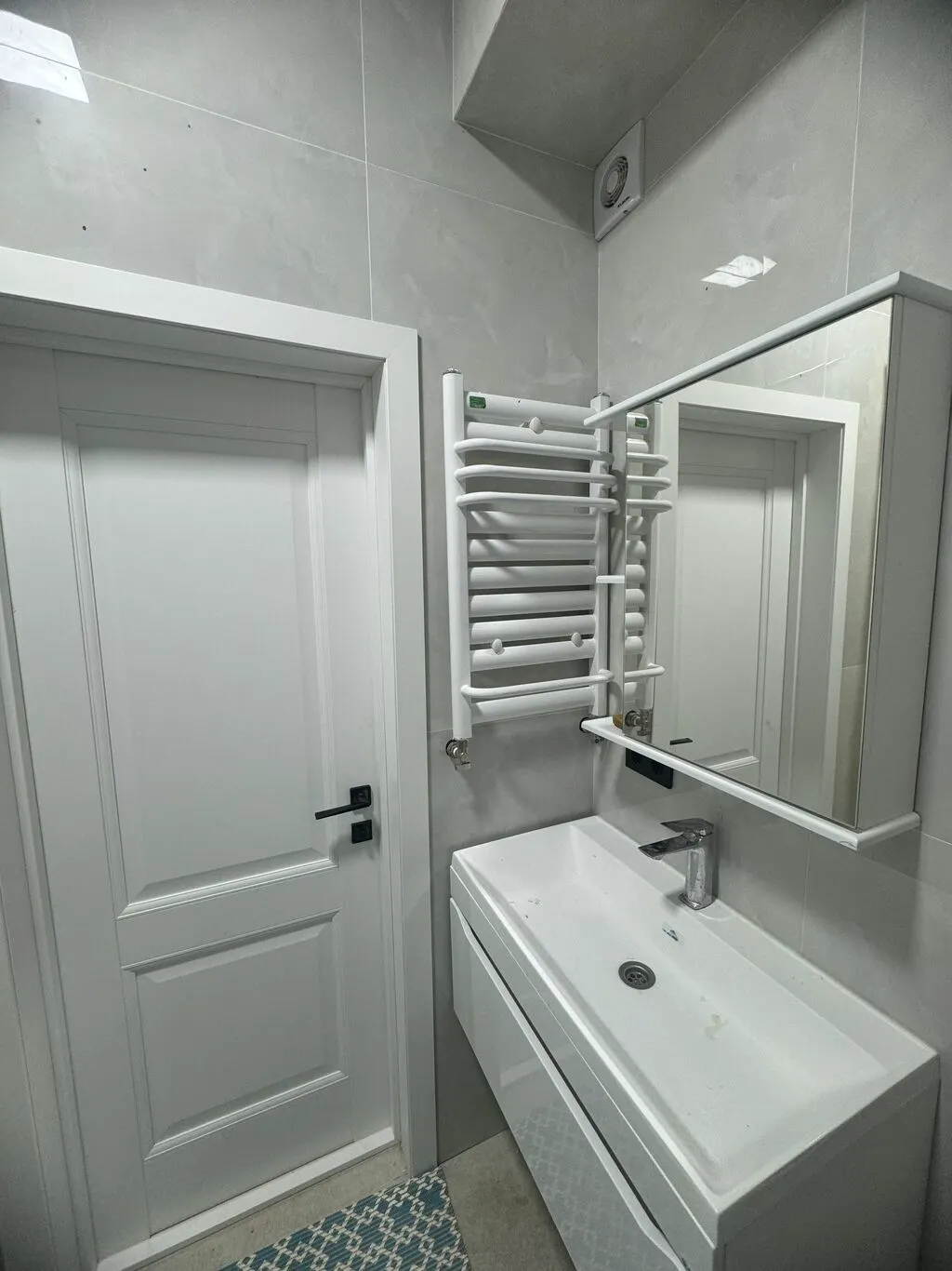 Элитка, 3 ком, 90 м2, этаж 2/14, Сост: Среднее - фото 8