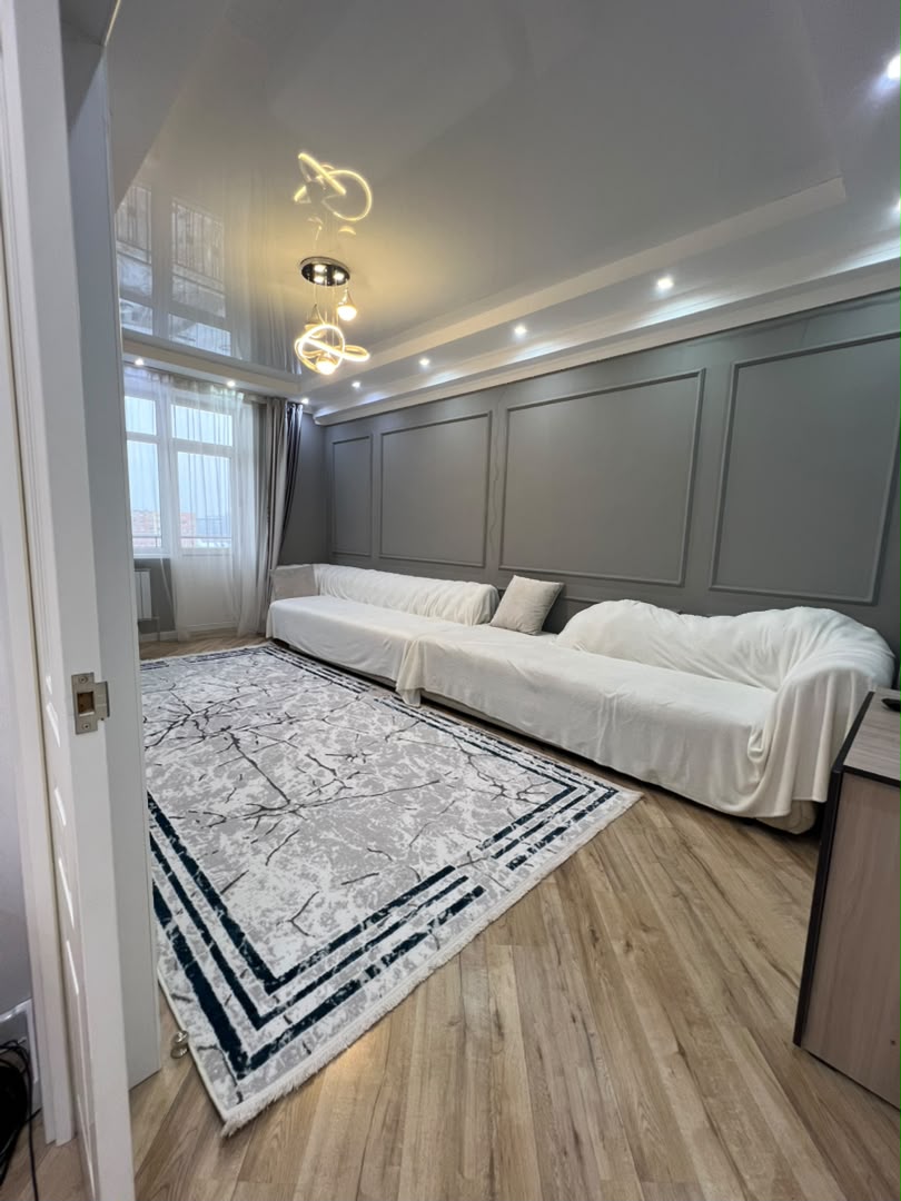 Элитка, 2 ком, 70 м2, этаж 10/12, Сост: Евроремонт - фото 1