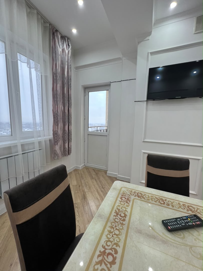 Элитка, 2 ком, 70 м2, этаж 10/12, Сост: Евроремонт - фото 11