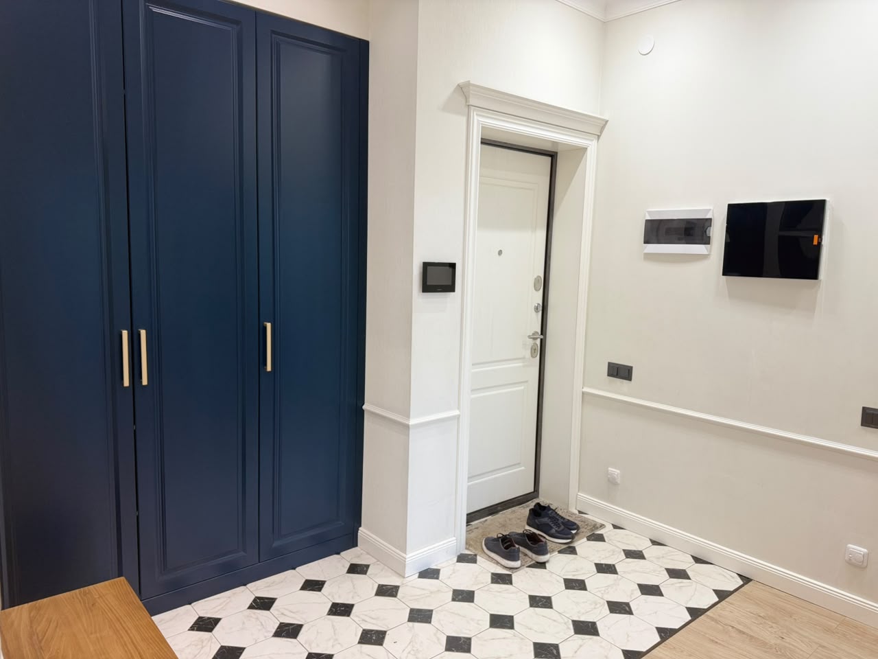 Элитка, 3 ком, 110 м2, этаж 8/12, ж/к Манчестер (Manchester), Сост: Евроремонт - фото 2