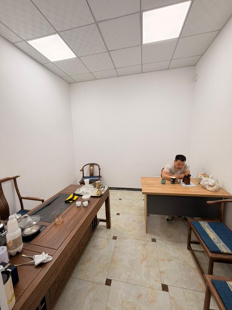 Офис, Коммерческая, 100 м2, этаж 3/8, Сост: Евроремонт - фото 2
