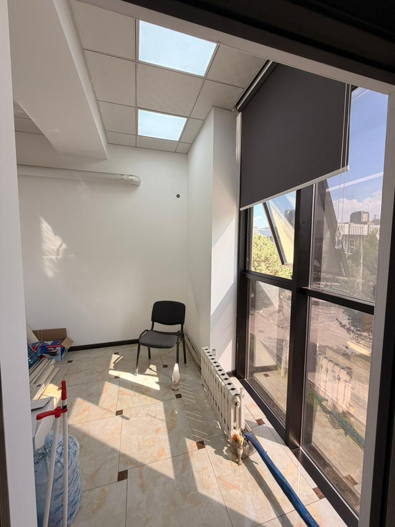 Офис, Коммерческая, 100 м2, этаж 3/8, Сост: Евроремонт - фото 3