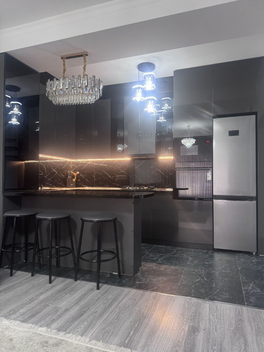 Элитка, 3 ком, 70 м2, этаж 5/12, ж/к Нью-Йорк сити (New York city), Сост: Евроремонт - фото 9