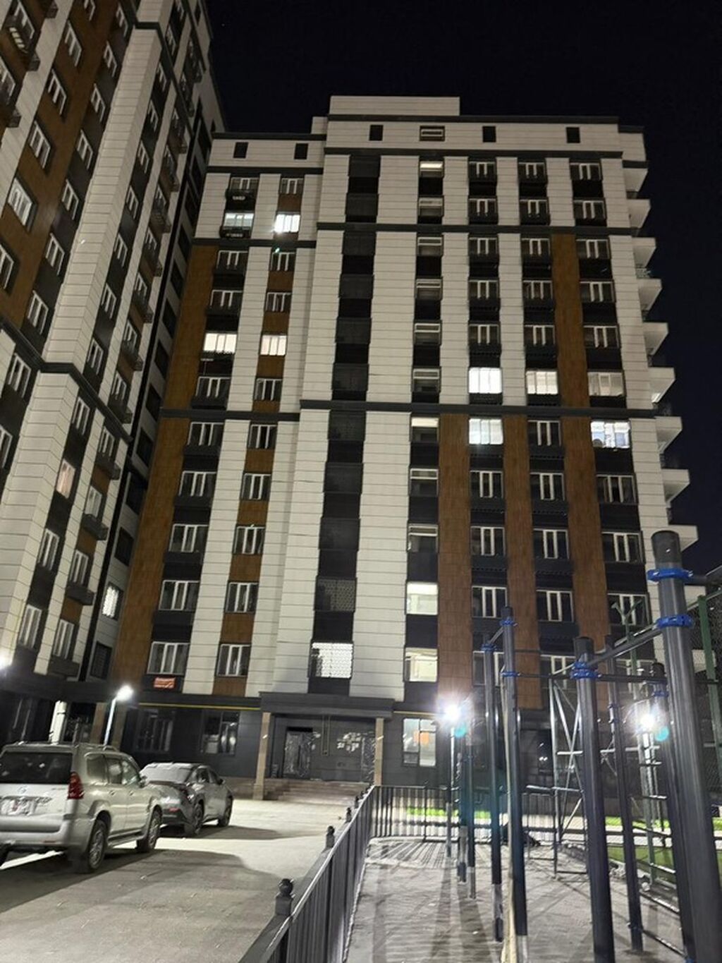 Элитка, 1 ком, 41 м2, этаж 7/12, ж/к ЖК Эмель, Сост: Евроремонт - фото 2