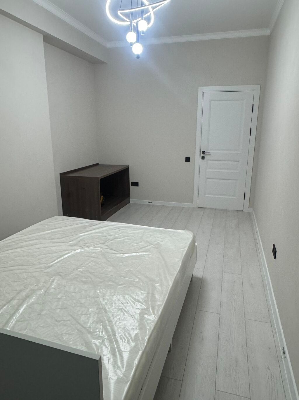 Элитка, 3 ком, 90 м2, этаж 2/14, Сост: Хорошее - фото 14