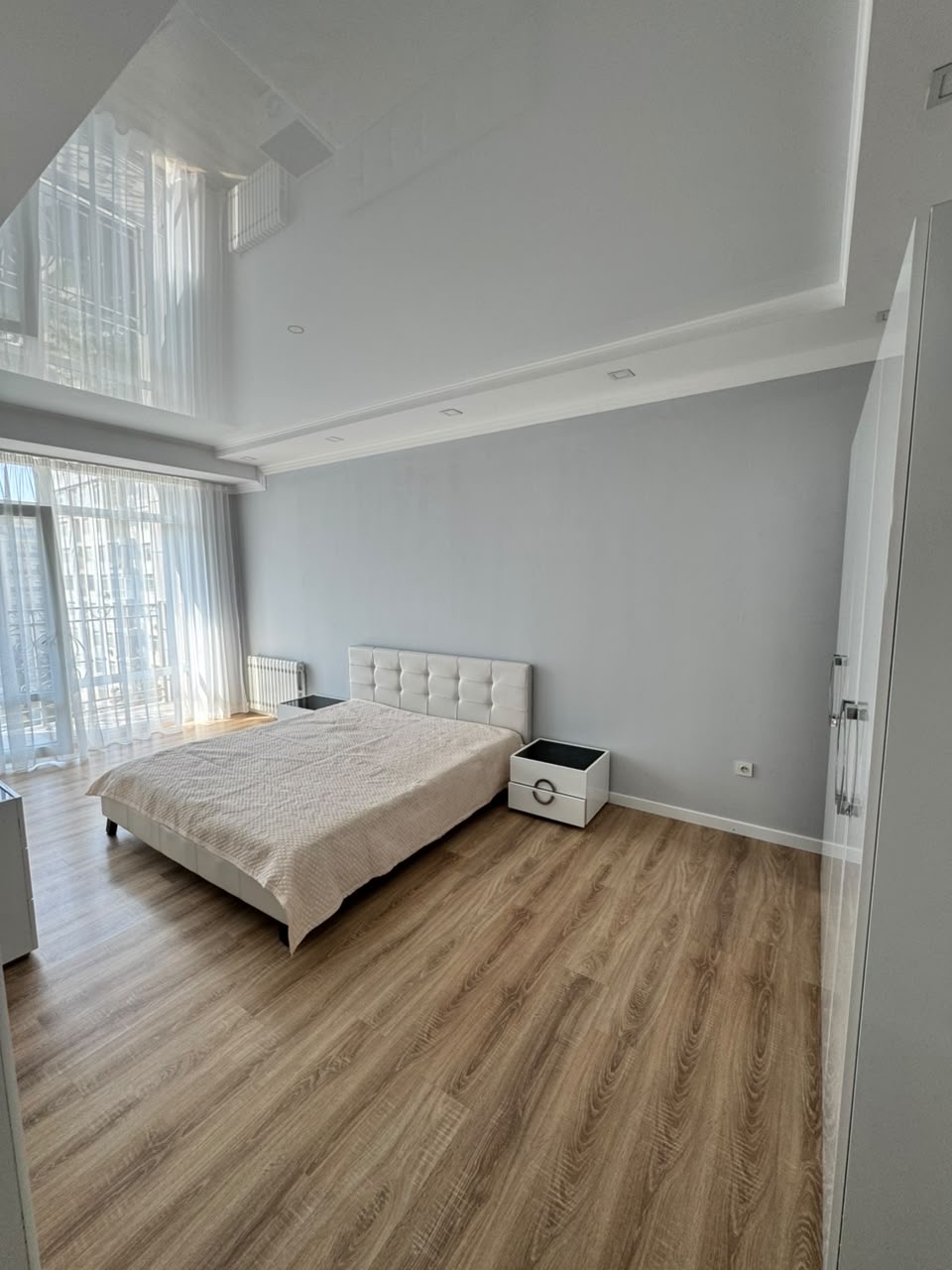 Элитка, 3 ком, 130 м2, этаж 7/12, ж/к Фрунзе, Сост: Евроремонт - фото 2