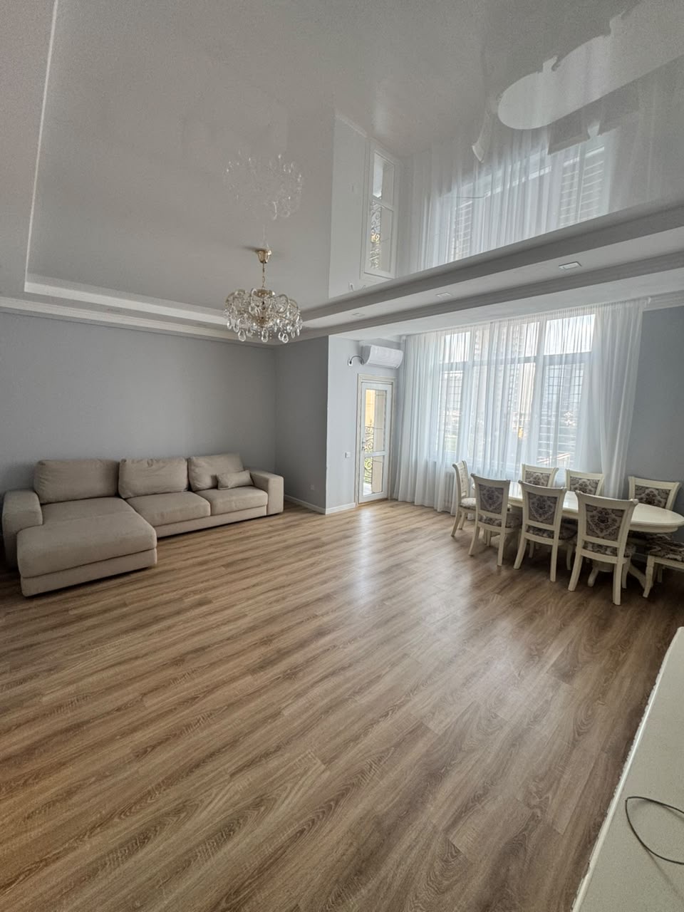Элитка, 3 ком, 130 м2, этаж 7/12, ж/к Фрунзе, Сост: Евроремонт - фото 3