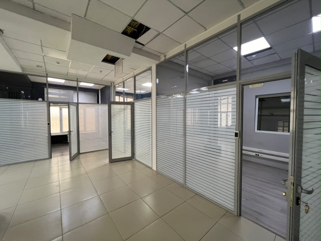 Офис, Коммерческая, 300 м2, этаж 1/1, Сост: Евроремонт - фото 12