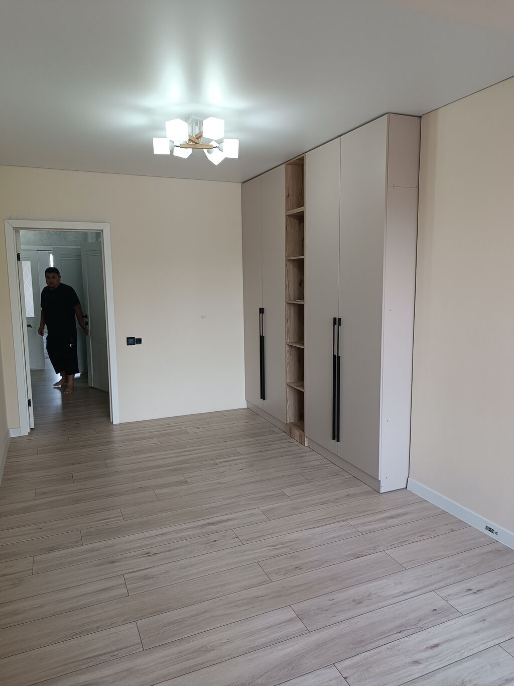 Элитка, 2 ком, 65 м2, этаж 2/10, ж/к Кут Центр (Kut Center), Сост: Евроремонт - фото 8