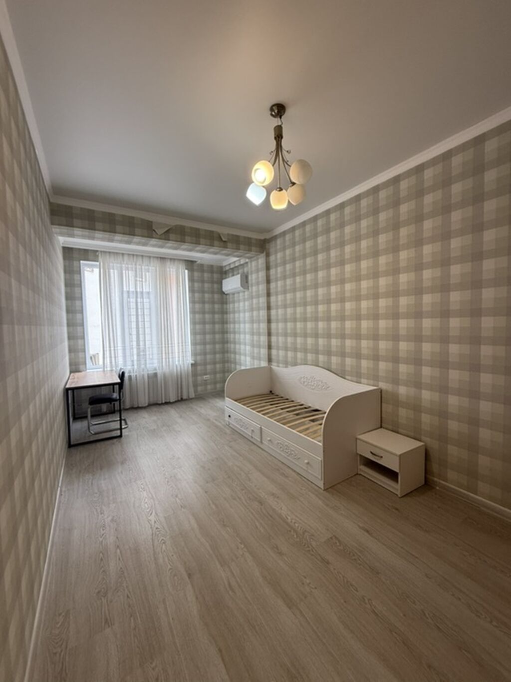 Элитка, 3 ком, 100 м2, этаж 3/10, ж/к ТСТ Сервис Строй, Сост: Евроремонт - фото 5