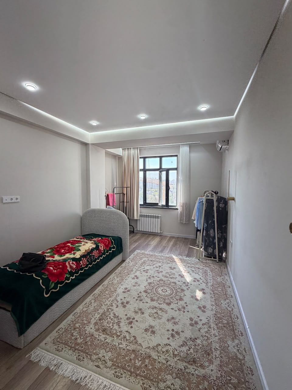 Элитка, 85 м2, этаж 9/12, ж/к Симфония, Сост: Евроремонт - фото 2