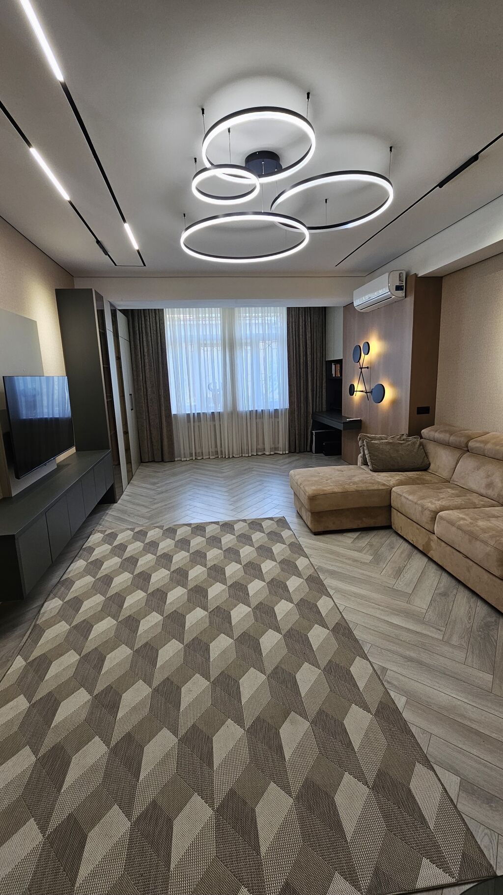 Элитка, 3 ком, 120 м2, этаж 2/9, ж/к Южный 12 мкр - фото 3