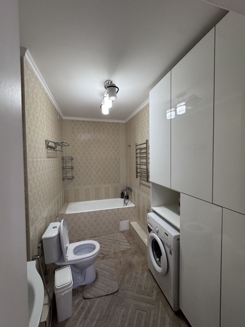 Элитка, 3 ком, 90 м2, этаж 8/12, ж/к 7 Небо, Сост: Евроремонт - фото 11