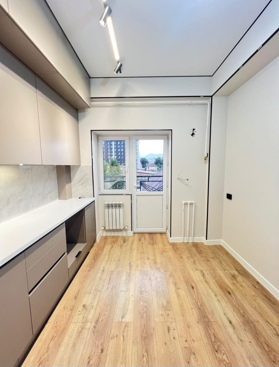Элитка, 1 ком, 43 м2, этаж 4/10, ж/к Сейтек (Seytek), Сост: Евроремонт - фото 2
