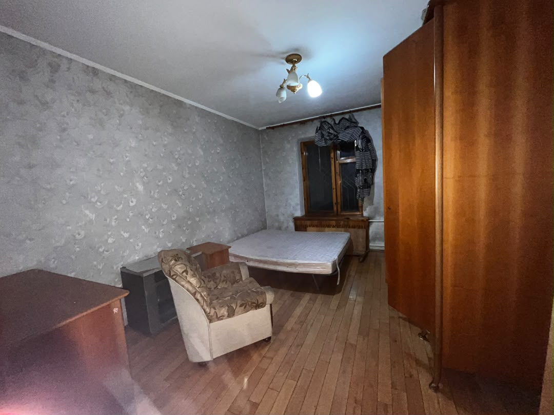 3 ком, Сталинка, 90 м2, этаж 10/16, Сост: Среднее - фото 2