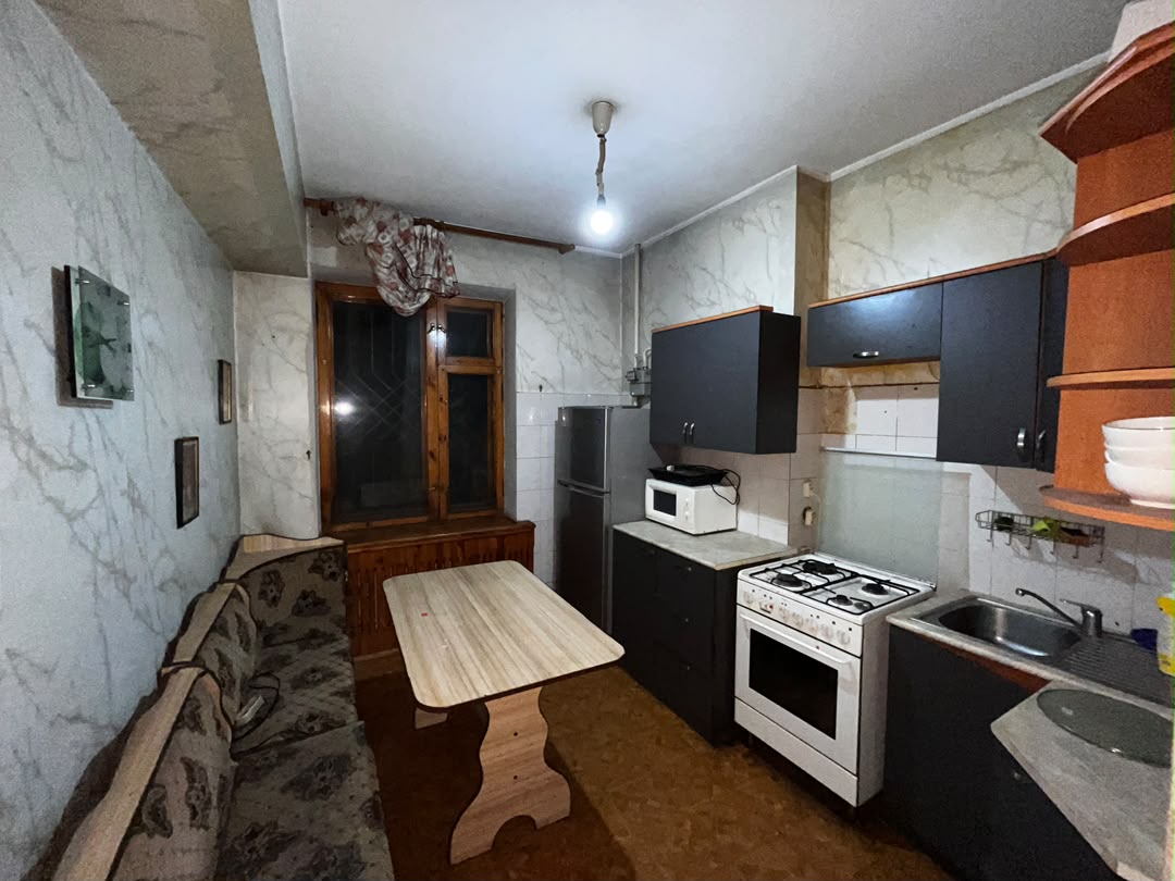 3 ком, Сталинка, 90 м2, этаж 10/16, Сост: Среднее - фото 6