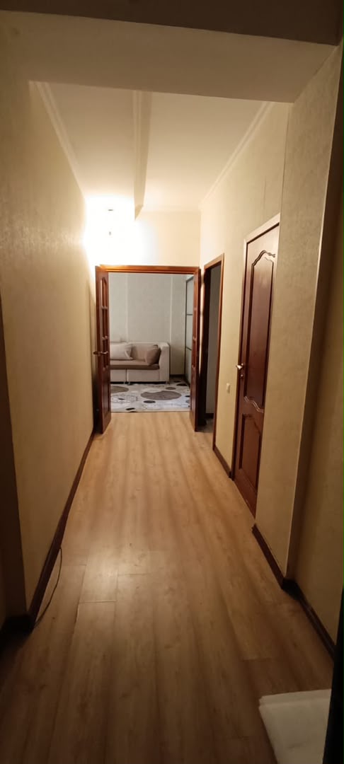Элитка, 2 ком, 64 м2, этаж 4/10, Сост: Хорошее - фото 3