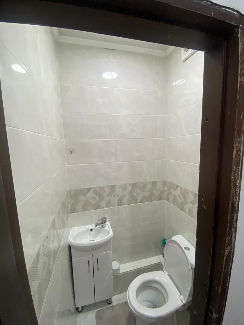 2 ком, 105 серия, 50 м2, этаж 3/5, Сост: Среднее - фото 7