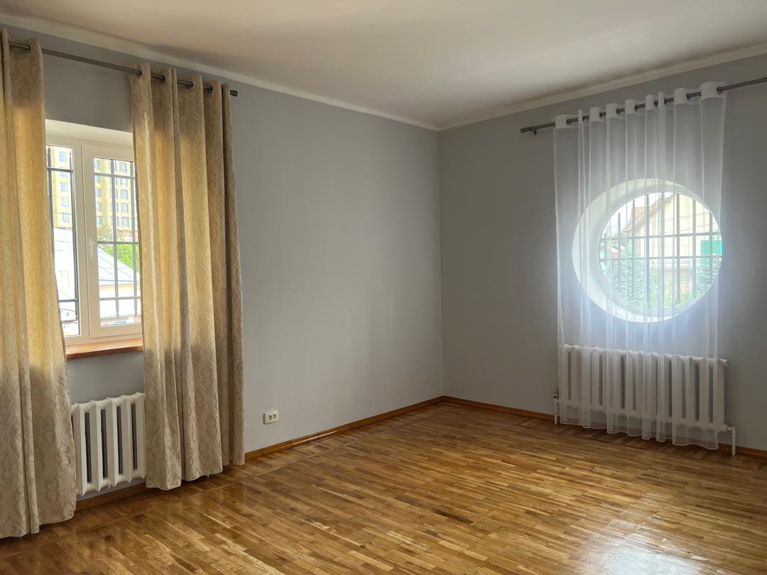 Офис, Коммерческая, 320 м2, Сост: Хорошее - фото 13