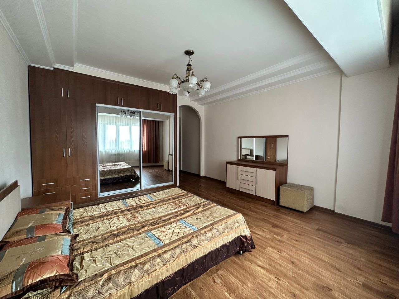 Элитка, 3 ком, 100 м2, этаж 4/10, ж/к Московия, Сост: Евроремонт - фото 6
