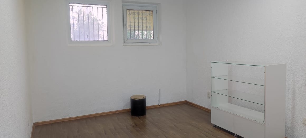 Цокольный этаж, Коммерческая, 68 м2, этаж 0/9, Сост: Хорошее - фото 4