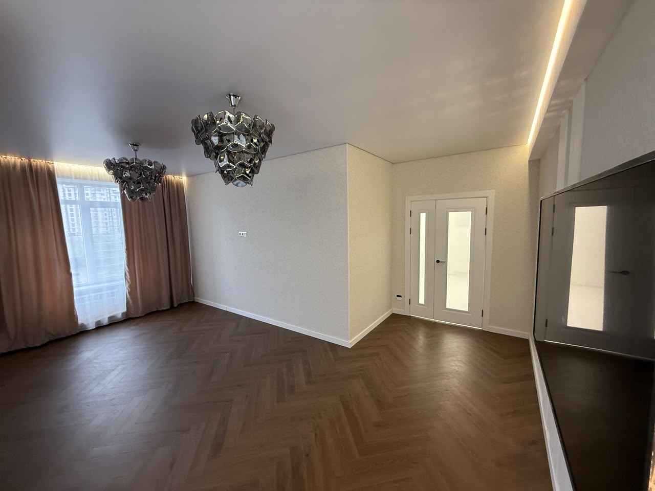 Элитка, 3 ком, 105 м2, этаж 2/10, ж/к ЖК Discovery, Сост: Евроремонт - фото 13