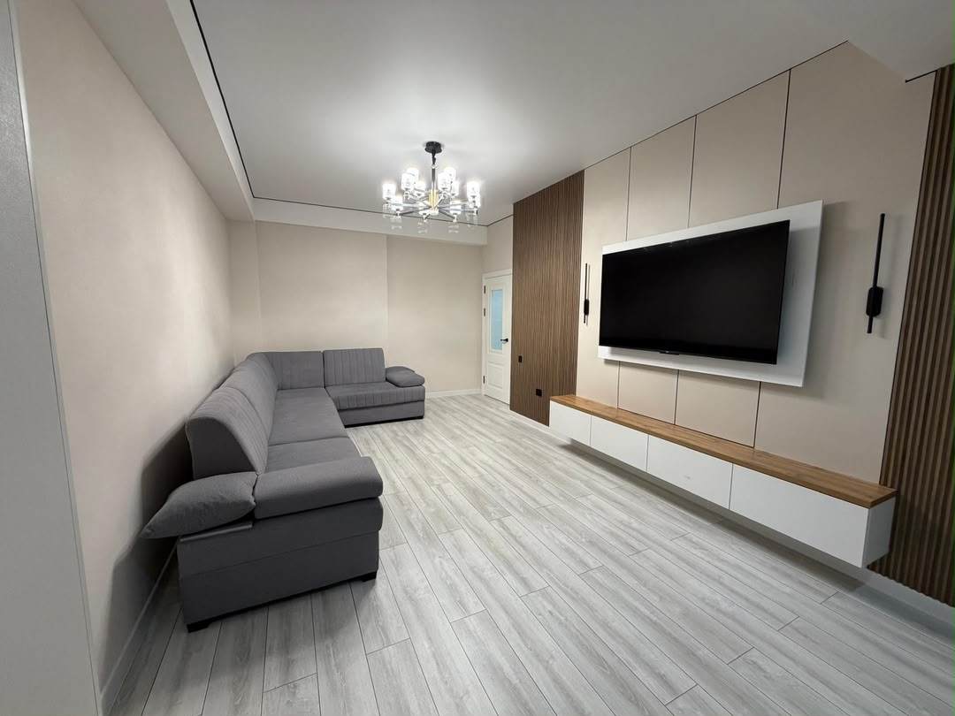 Элитка, 2 ком, 76 м2, этаж 7/14, ж/к Кап Строй Сити (Capstroy City), Сост: Евроремонт - фото 3