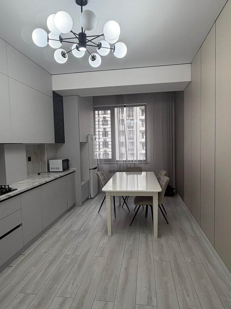 Элитка, 2 ком, 76 м2, этаж 7/14, ж/к Кап Строй Сити (Capstroy City), Сост: Евроремонт - фото 9