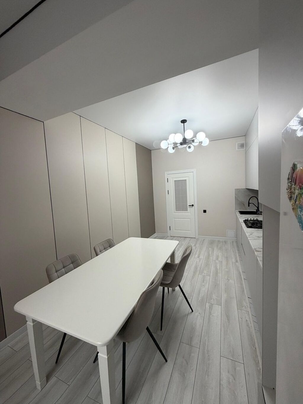 Элитка, 2 ком, 76 м2, этаж 7/14, ж/к Кап Строй Сити (Capstroy City), Сост: Евроремонт - фото 10